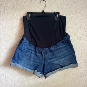 Isabel Maternity by Ingrid & Isabel Midi Pregnancy Shorts Size 8